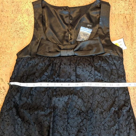 🛍️SOLD🛍️ Zinc black lace overlay babydoll dress - Picture 6 of 8